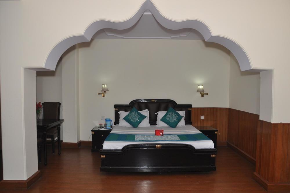 Hotel Aachman Regency Shimla Exterior photo